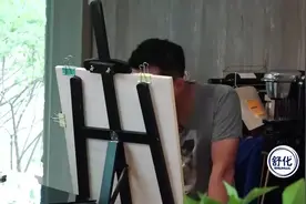 汪小菲给大s画素描画像，曾经如此幸福的两人，最后竟走散！视频封面