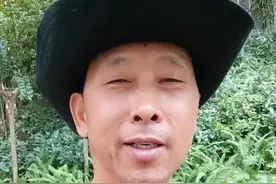 浙江杭州一女子地铁上摸大爷，乘客都吓跑了#浙江杭州地铁视频封面