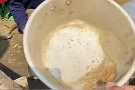 农村大集找大爷给水舀子换把#老手艺#山东大集视频封面