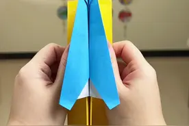 弹射起步！教你用卡纸和皮筋，做好玩的弹射纸飞机#手工diy #折纸 #纸飞机视频封面