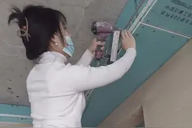 线形灯的安装方法以及注意事项。#线条灯 #施工现场实拍 #热门视频封面