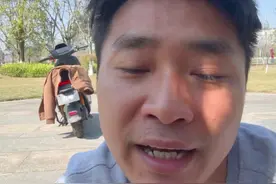 外卖小哥每天骑电动车要骑400公里，要骑700公里，差点信了 #实话实说 #真实事件 #社会百态 #外卖小哥 #飞威锂电视频封面