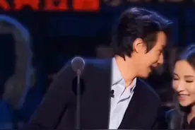 萧亚轩的快乐你不懂#我在抖音看综艺 #综艺剪辑 #娱乐八卦视频封面