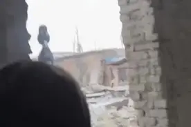 俄军突击队在恰索夫亚尔方向击落乌军一架大型无人机 #地球online视频封面