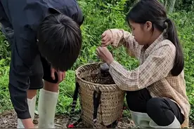 男孩和小雪回老家，煮点饭一边吃一边回忆 #闲鱼捡漏 #万物皆可挂闲鱼