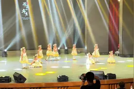 完整视频来啦#我家的小公主闪亮登场啦 #我的女孩👧🏻视频封面