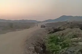 世纪大工程，浙赣粤大运河工程。        始杭州钱塘江至广州入海。全程近2000公里。该段由中国葛洲坝集团股份有限公司中标。      途径衢州市，常山，玉山。上饶，鄱阳湖，浙赣粤大运河沿线城市航运将极大地减轻运输物流成本，突破了江西玉山县无水运航道的历史。     该工程2030年完工。总投资3200亿元人民币。该项目地段有七个自然村整体搬迁。人口近3万多人口，中国党和政府将搬迁居民进行高效安置。 视频封面