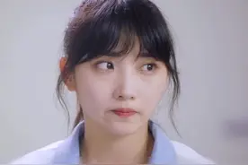 #树下有片红房子青春暖愈感拉满视频封面