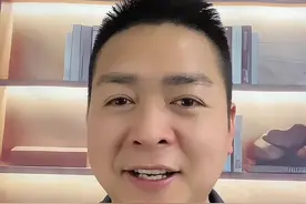 一个10岁的小男孩在海上漂了一整晚，幸好被路过的船只给救了下来！