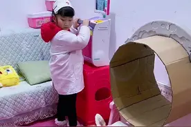 6岁小女孩和狗子，凭借像模像样的医患角色扮演走红网络 #家有萌娃 #宠物成精了 #小医生过家家#萌娃日常 #搞笑视频封面