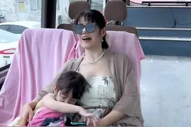 买了车旧大巴车来改成移动的家，这一路上真的是惊险刺激 #房车旅行 #远离城市的喧嚣 #抖音看世界视频封面