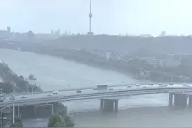 #狂风暴雨来袭#武汉发布雷电黄色预警#武汉暴雨视频封面