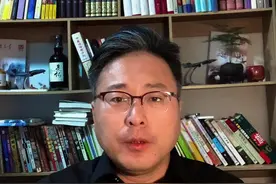 董宇辉动情感叹“河南不易”#董宇辉 #与辉同行 #董宇辉拥有暖评最多的评论区 #董宇辉语录 #与辉同行河南行视频封面