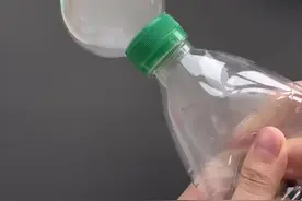 一起来做好玩的烟雾泡泡器吧 #矿泉水瓶玩法 #烟雾泡泡器 #矿泉水烟花玩法视频封面