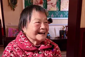 芹菜炒肉 平平无奇的家常菜只需要一招，让这道菜鲜香脆嫩，好吃到停不下来！ #农村美食 #抖音创作季 #这一口安顿身心的家乡味