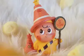 叮！现在是123！星星人时间⏰ 猜猜星星人们在小箱子里加了什么？ 加一份勇气、加一份纯真 再把童心加满✨ 一起拆开来自童年的包裹 找出你的闪耀瞬间~  #泡泡玛特 #POPMART #星星人 #Twinkletwinkle星星人 #123星星人视频封面