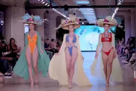 Alexis Monsanto 2023春夏洛杉矶泳装周泳装发布会 Alexis视频封面