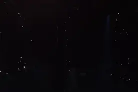 李健北京演唱会远距离余音绕梁《假如爱有天意》 终于听到现场版了 我哭死.#李健 #李健北京演唱会 #李健假如爱有天意 #李健歌曲推荐 #假如爱有天意