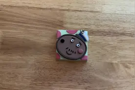 小猪佩奇-狗爸爸-粘土手工制作#制作过程 #粘土 #手工 #小猪佩奇