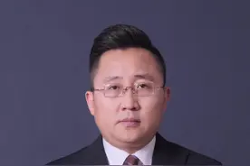 #父亲病危男子请假未获批被辞退 企业不能冷血 有权不能任性！#男子请假照顾病危父亲被认旷工辞退 #企业管理 #大v说 #声量计划视频封面