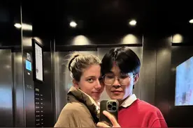 这种酒店在你们的城市多少钱一晚？ @克林顿小姐？ #推开世界的门去看看这个世界吧#内容过于真实 #内容启发搜索 #海外生活 #情侣视频封面