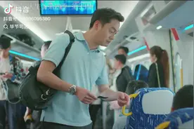 哈哈😃 你是2B吗？  我不是二逼……做二逼挺乐呵