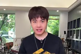 咖啡店拿铁与卡布奇诺的区别 #咖啡培训 #咖啡拉花 #咖啡师入门教学 @抖音短视频视频封面