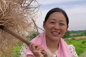 油菜籽成熟了，在山间田地，成长的是希望，收获的是喜悦#2024新农人计划 #用抖音记录我的农村真实生活日常 #记录真实生活视频封面