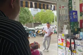 你的兄弟是人是狗看清楚再说，不要你以为#兄弟情