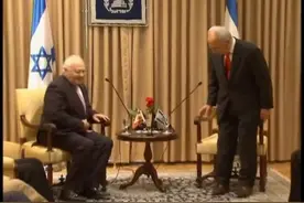 美国在全球有三条线，在东亚这条线暂时处于收缩状态。视频封面