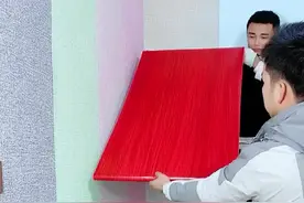 家里的家具旧了不好看，就贴这个防水耐热又美观的 #木纹贴纸 #家具翻新 #家具翻新贴纸视频封面