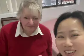 大妈澳洲布里斯本华人区的家庭旅馆开业了，收入好吗？视频封面