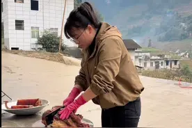 今年的新腊肉已经熏了20多天了，今天洗一块来看看有没有熏臭#正宗土猪肉 #家乡特产腊味 #地方特色美食 #生活的烟火气息 #家乡特产腊味视频封面