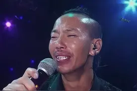 你为何想着别人对我如此冷漠 让我心酸让我痛 ，你为何这无情留下全是伤悲，让我独自忍受  所有的错…#移情别恋 #移情别恋撕心裂肺的痛 #深情演绎伤感情 #扎心 #完整版