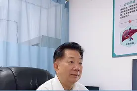 有肝病不能吃葱姜蒜吗？能吃海鲜吗？#医学科普 #黄叔论肝 #肝病