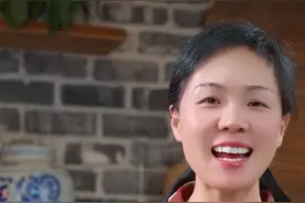 牙签牛肉的做法 很多姐妹们做牙签牛肉的时候不是发柴就是发硬，咬都咬不动，今天就分享一位老师傅做牙签牛肉的老方法，出锅真的比烤肉还好吃，即食下酒菜，又是小零食，孩子和大人都会抢着吃#牙签牛肉#孜然牛肉#烤肉