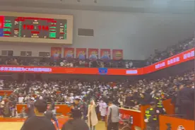 双加时力克辽宁，山东男篮球迷赛后齐唱好汉歌视频封面