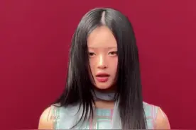 Gucci 2025春夏女装 秀场外的New Jeans Hanni #米兰时装周 #hello时尚季 #dou来看秀 #hanni视频封面