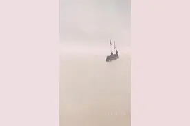 龙舟队为参赛逆水行舟30公里，风雨之中逆流而上！网友：诠释了中华民族钢铁般的意志！视频封面