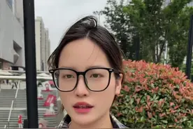 什么人一年只上一天班#街头采访视频封面