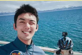 吴磊是什么招大哥体质，之前偶遇的骑行大哥也很好笑视频封面