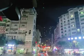 自己喜欢的东西，就不要问别人好不好看，喜欢胜过所有道理