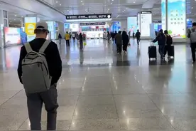首先感谢大家对我和晓娜的关心和关注，让大家担心了，深感抱歉，对于我们俩之前的隐瞒和错误给大家诚恳的道歉，让大家失望了，对不起！事情发生后大家没有怪我们还这样鼓励我们，这两天是内疚的两天，也是深深被大家感动的两天，我和晓娜已经调整好心态，会继续前行，不再辜负大家的期望，最后再次感谢大家，谢谢你们[合十][合十]#我的生活日记 #一起走下去 #感谢支持感恩遇见🙏视频封面