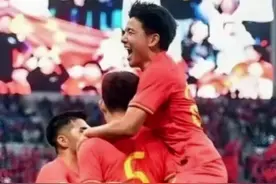 国青队战胜韩国，下届世预赛国足会拥有什么样的阵容？#在抖音看国足冲击世界杯 #国足 #国足世预赛 #鑫淼评球