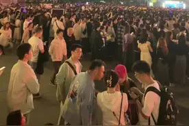 刀郎湖南长沙站马上有着落了，正在跟刀郎经纪人对接，刀郎如果来长沙开演唱会 你会来现场支持吗？#钢牙哥视频封面