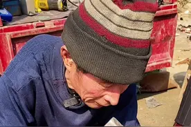 农村大集老手艺人啥都能修#老手艺 #山东大集 #即将失传的手艺视频封面