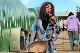 人的一生太辛苦，步步都是坎坷路，在难也要坚持住。#山歌热门推送视频封面