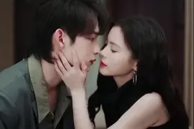 好看，爱看，多发#接吻睁眼还是闭眼 #太久没有接吻了 #高甜吻戏视频封面