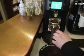 咖啡师年收入百万，从咖啡爱好者到美国咖啡师冠军的故事 Tik