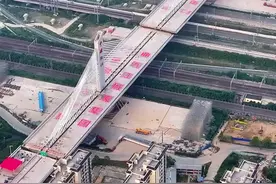 九江快速路转体斜拉桥 #我的航拍时刻 #江西九江 #柴桑区 世界最大吨位转体斜拉桥成功转体视频封面